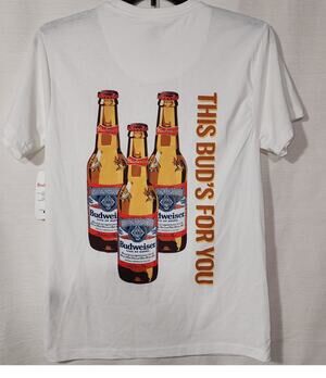 Budweiser ''This Bud's for you'' men's small shirt